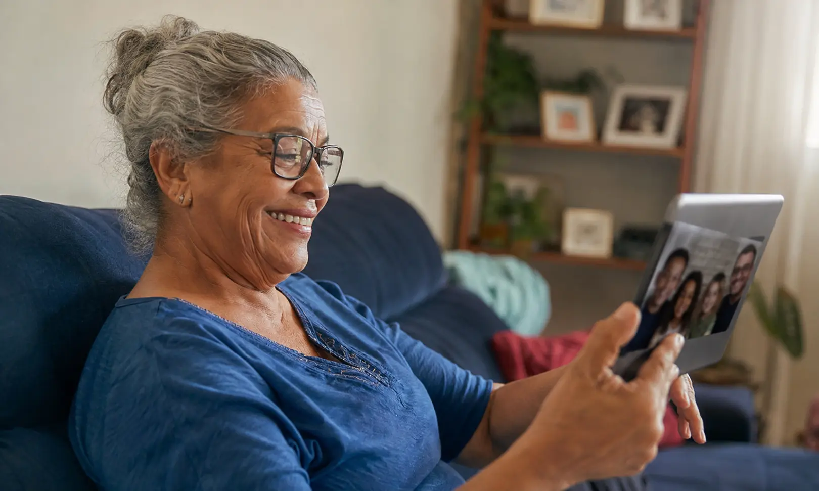 Família em uma videochamada